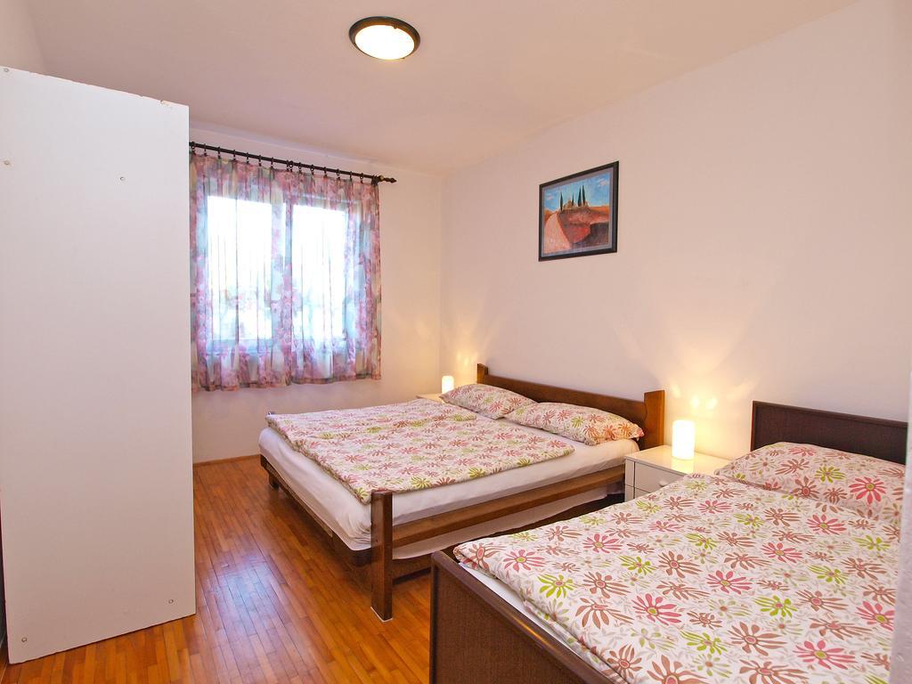 Apartments Dragica 929 Fazana Luaran gambar